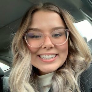 Meet your Posher, Jada